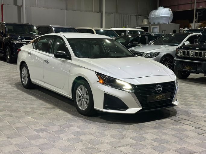Подержанный ⁦Nissan Altima VI (L34) Рестайлинг, 2.5 л, 2024⁩ в Бахрейн, Ар Рифа‘ от Scoop Cars Белый цвет. GCC | AUTO.AE | Объявление #287749