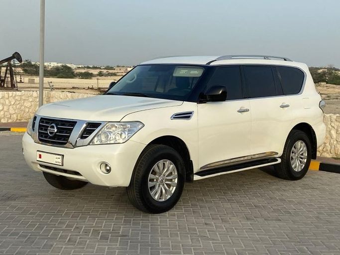 Used ⁦Nissan Patrol VI (Y62) Facelift, 4.0 l, 2018⁩ in Bahrain, Ar Rifā‘ by Howar showroom, White color. GCC Specs | AUTO.AE | Listing #292436