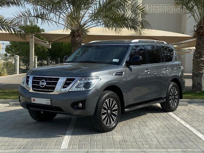 مستعملة ⁦Nissan Patrol عملية فيس ليفت VI (Y62)، 5.6 l، 2016⁩ في في البحرين, الرفاع من Howar showroom، اللون رمادي. مواصفات الخليج | AUTO.AE | إعلان #293676