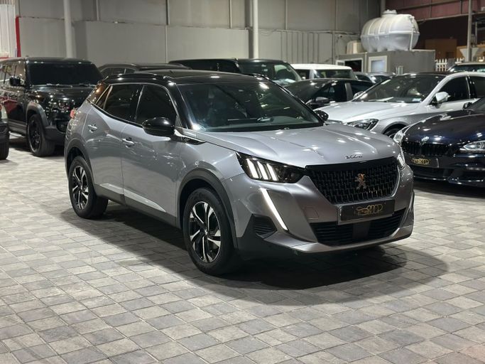 مستعملة ⁦Peugeot 2008 ثانياً، 1.2 l، 2023⁩ في في البحرين, الرفاع من Scoop Cars، اللون فضي. مواصفات الخليج | AUTO.AE | إعلان #287858