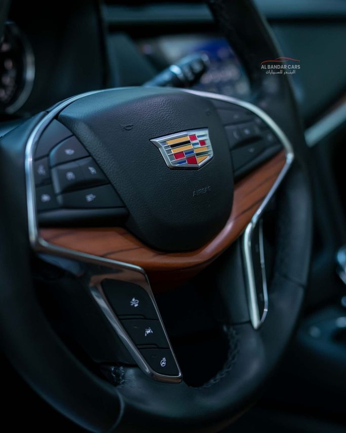 Used Cadillac XT5 I Facelift, 3.6 l, 2020 in Bahrain, Manama by Albandar cars, Grey color. GCC Specs | AUTO.AE | Listing #295957 — photo 14 of 17