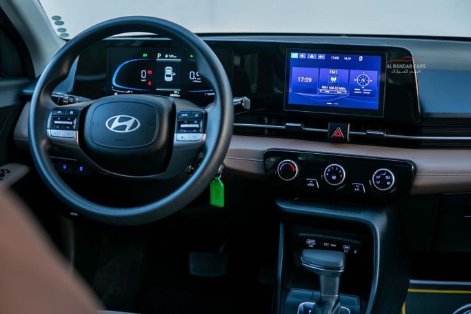 مستعملة Hyundai Accent السادس (BN7)، 1.5 لتر، 2025 في البحرين، المنامة من Albandar cars، اللون أبيض. مواصفات الخليج | AUTO.AE | إعلان #296496 — صورة 15 من 17