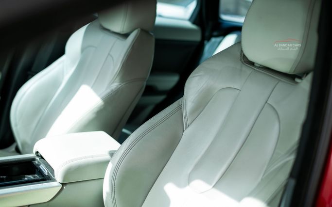 مستعملة Land Rover Range Rover Evoque P240 I، 2.0 لتر، 2014 في البحرين، المنامة من Albandar cars، اللون أحمر. مواصفات الخليج | AUTO.AE | إعلان #296512 — صورة 12 من 12