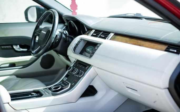 مستعملة Land Rover Range Rover Evoque P240 I، 2.0 لتر، 2014 في البحرين، المنامة من Albandar cars، اللون أحمر. مواصفات الخليج | AUTO.AE | إعلان #296512 — صورة 10 من 12