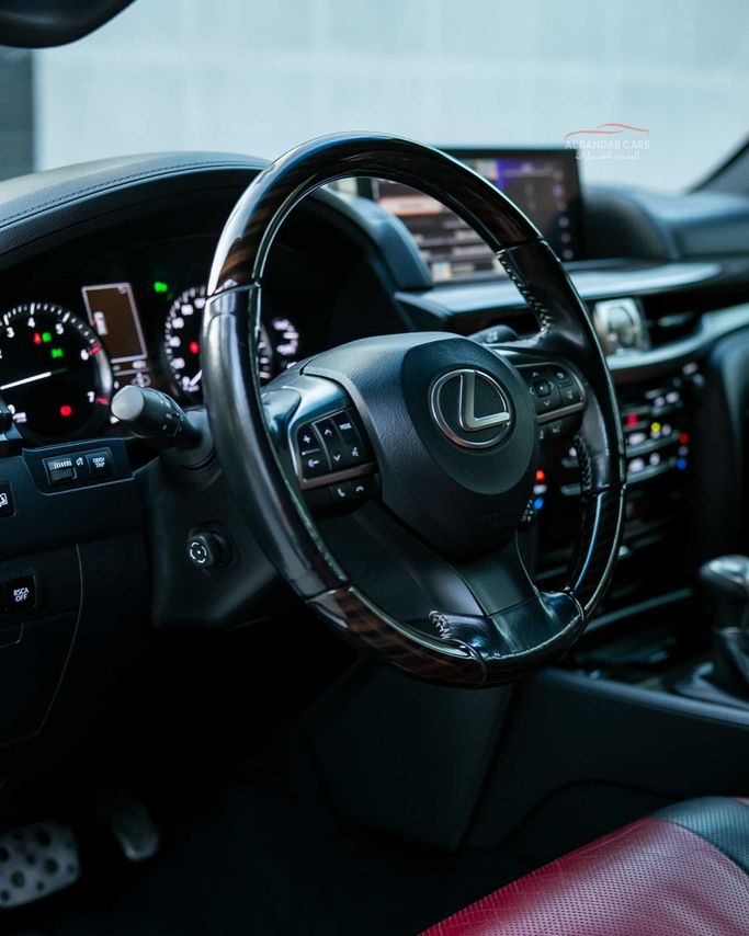 مستعملة Lexus LX 570 ثالثاً فيس ليفت 2، 5.7 لتر، 2018 في البحرين، المنامة من Albandar cars، اللون فضي. مواصفات الخليج | AUTO.AE | إعلان #296513 — صورة 11 من 20