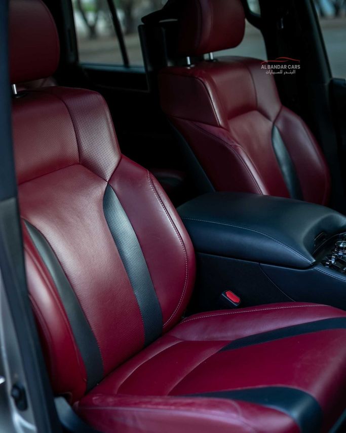 مستعملة Lexus LX 570 ثالثاً فيس ليفت 2، 5.7 لتر، 2018 في البحرين، المنامة من Albandar cars، اللون فضي. مواصفات الخليج | AUTO.AE | إعلان #296513 — صورة 10 من 20
