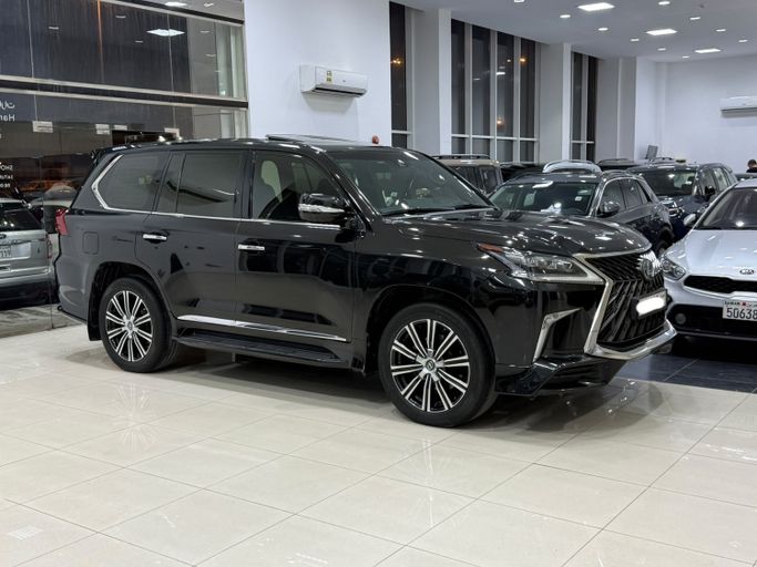 Подержанный ⁦Lexus LX 570 III Рестайлинг 2, 5.7 л, 2018⁩ в Бахрейн, Ситра от Hamad89 Cars Черный цвет.  | AUTO.AE | Объявление #291510