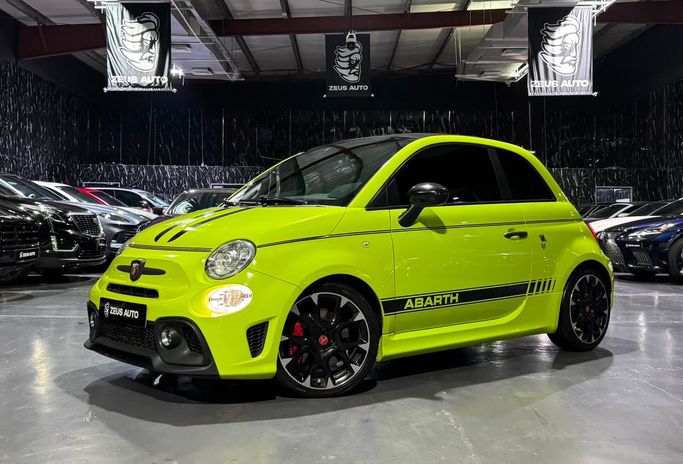 Подержанный Abarth 595 I Рестайлинг, 1.4 л, 2022 в ОАЭ, Дубай от Zeus Motors Зеленый цвет. GCC | AUTO.AE | Объявление #274360