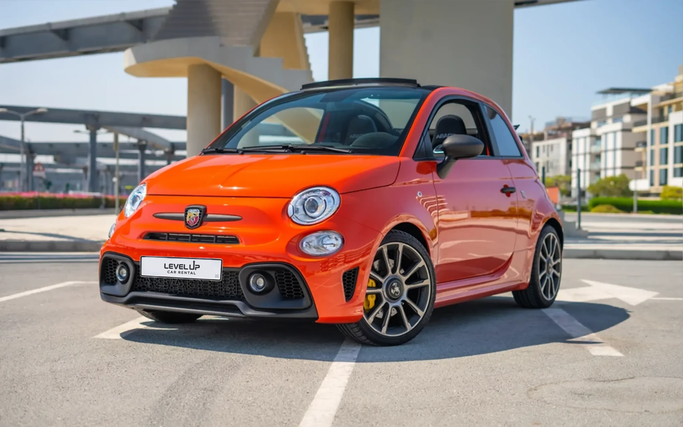 Abarth 695, 2022 кабриолет  класса в Дубае от LeveL Up Car Rental  оранжевый цвет | AUTO.AE | Объявление #1834