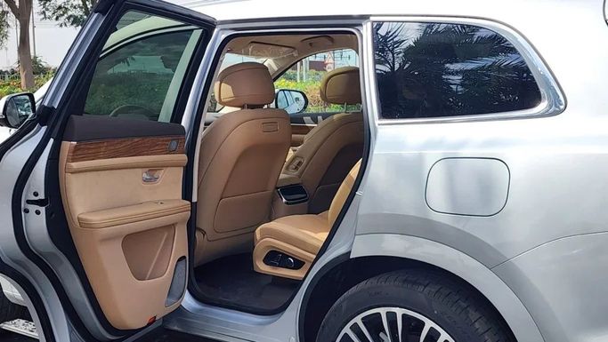 New Aito M7 I, 1.5 l, 2024 in Dubai by Alwan Global Cars, Silver color. Other | AUTO.AE