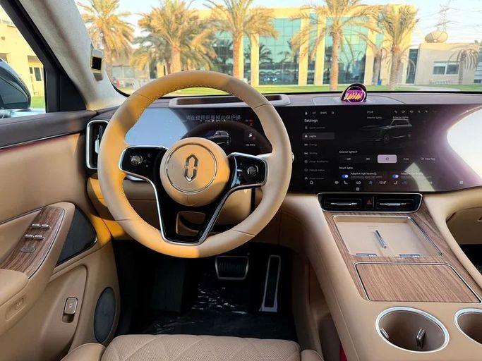 Новый Aito M8, 1.5 л, 2025 в Дубае от EvExperts Зеленый цвет. Китайская | AUTO.AE