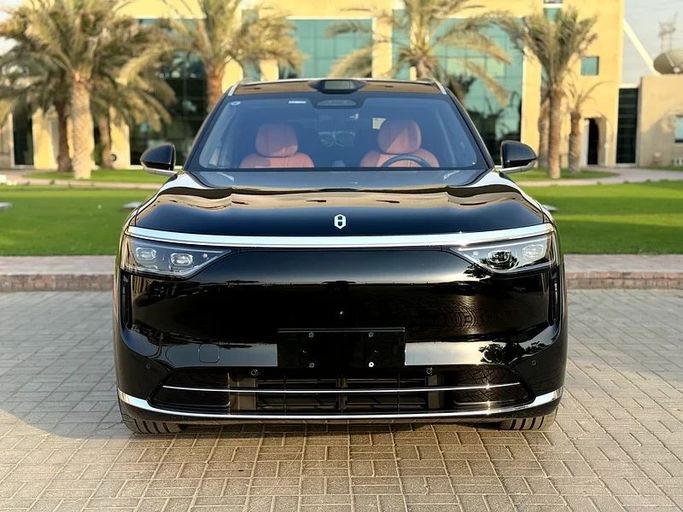 Новый Aito M8, 1.5 л, 2025 в Дубае от EvExperts Черный цвет. Китайская | AUTO.AE