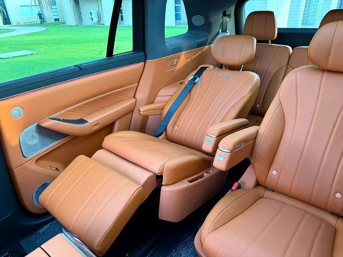 Новый Aito M8, 1.5 л, 2025 в Дубае от EvExperts Черный цвет. Китайская | AUTO.AE