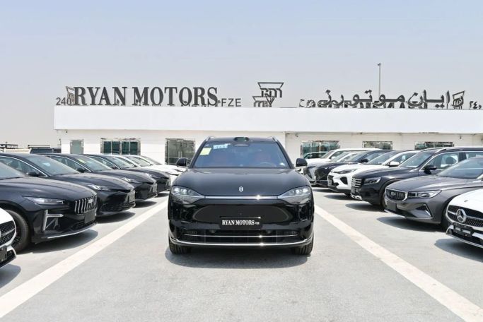 Новый Aito M9, 1.5 л, 2025 в Дубае от RMG Automobiles Черный цвет. Китайская | AUTO.AE | Объявление #266172
