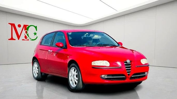 Подержанный Alfa Romeo 147 I, 2.0 л, 2003 в Дубае от Mirza Automobile FZE Красный цвет. Японская | AUTO.AE