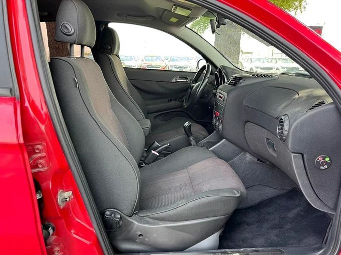 Подержанный Alfa Romeo 147 I, 2.0 л, 2003 в Дубае от Mirza Automobile FZE Красный цвет. Японская | AUTO.AE