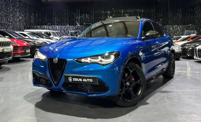 مستعملة Alfa Romeo Stelvio أنا فيس ليفت 2, 2.0 l, 2024 في في دبي من Zeus Motors، اللون أزرق. مواصفات الخليج | AUTO.AE | إعلان #250510