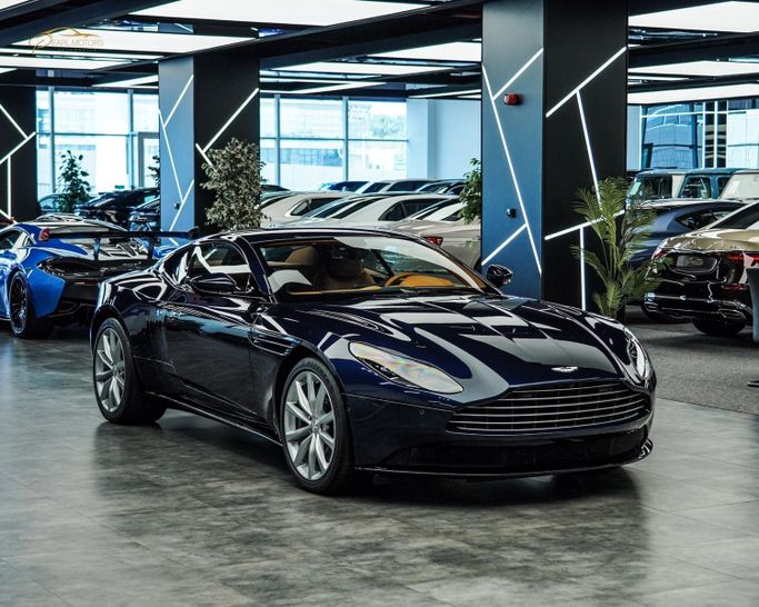 Новый Aston Martin DB11 I, 4.0 л, 2021 в Дубае от Pearl Motors Синий цвет. Европейская | AUTO.AE