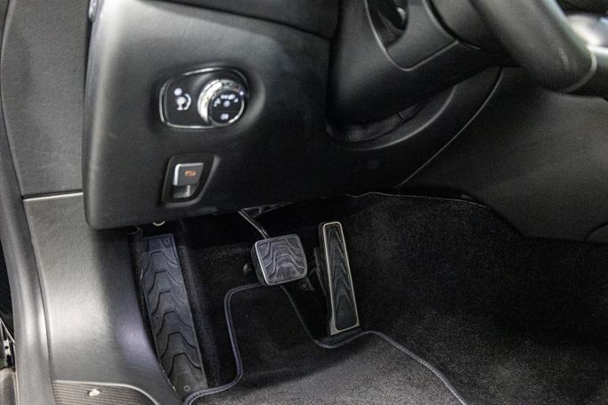 Used Aston Martin DBS Volante III, 5.2 l, 2019 in Dubai by PUPIL OF FATE MOTORS, Black color. GCC Specs | AUTO.AE
