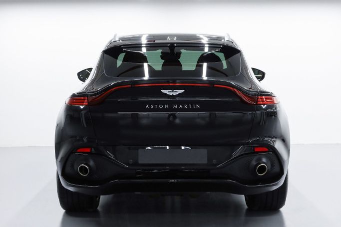 Used Aston Martin DBX I, 4.0 l, 2021 in Dubai by PUPIL OF FATE MOTORS, Black color. GCC Specs | AUTO.AE