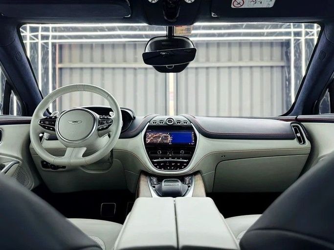 Used Aston Martin DBX I, 4.0 l, 2021 in Dubai by Zeus Motors, Grey color. GCC Specs | AUTO.AE