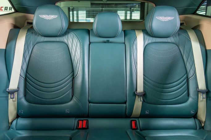 Подержанный Aston Martin DBX DBX707 I, 4.0 л, 2024 в Дубае от The Car Superstore Серый цвет. GCC | AUTO.AE