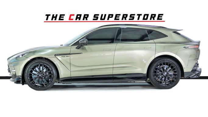 Подержанный Aston Martin DBX DBX707 I, 4.0 л, 2024 в Дубае от The Car Superstore Серый цвет. GCC | AUTO.AE