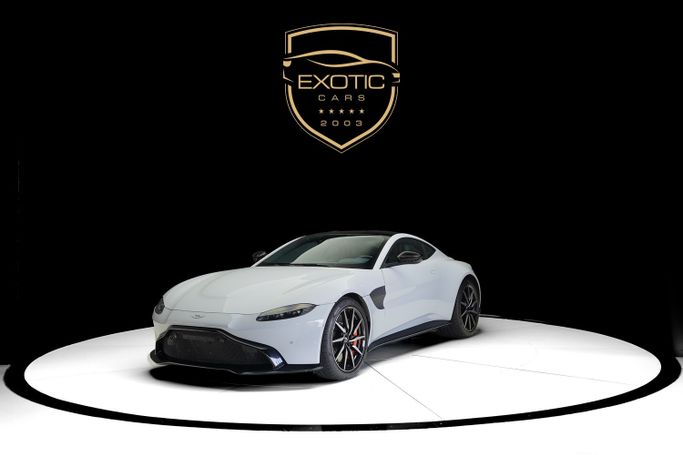 Подержанный Aston Martin V8 Vantage IV, 4.0 л, 2019 в Дубае от Exotic Cars Белый цвет. Other | AUTO.AE | Объявление #269494