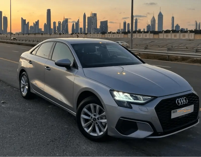 Audi A3 35 TFSI IV (8Y) Рестайлинг, 2024 седан  класса в Дубае от Left lane rent a car llc серый цвет | AUTO.AE | Объявление #1486
