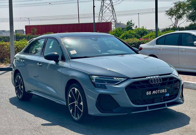Audi A3 35 TFSI IV (8Y) Рестайлинг, 2025 седан  класса в Дубае от Lite Rent серый цвет | AUTO.AE