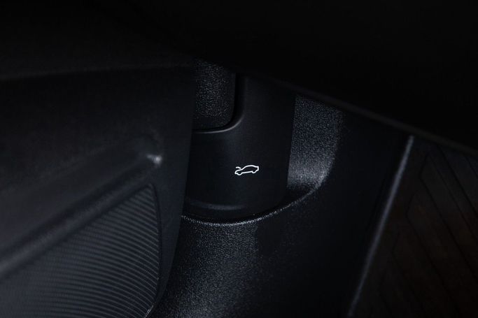 Подержанный Audi A3 35 TFSI IV (8Y), 1.5 л, 2021 в Дубае от Linda Cars Серебристый цвет. GCC | AUTO.AE