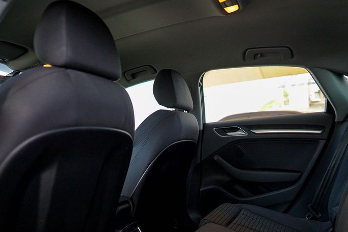 Подержанный Audi A3 III (8V) Рестайлинг, 1.0 л, 2020 в Дубае от Linda Cars Белый цвет. GCC | AUTO.AE