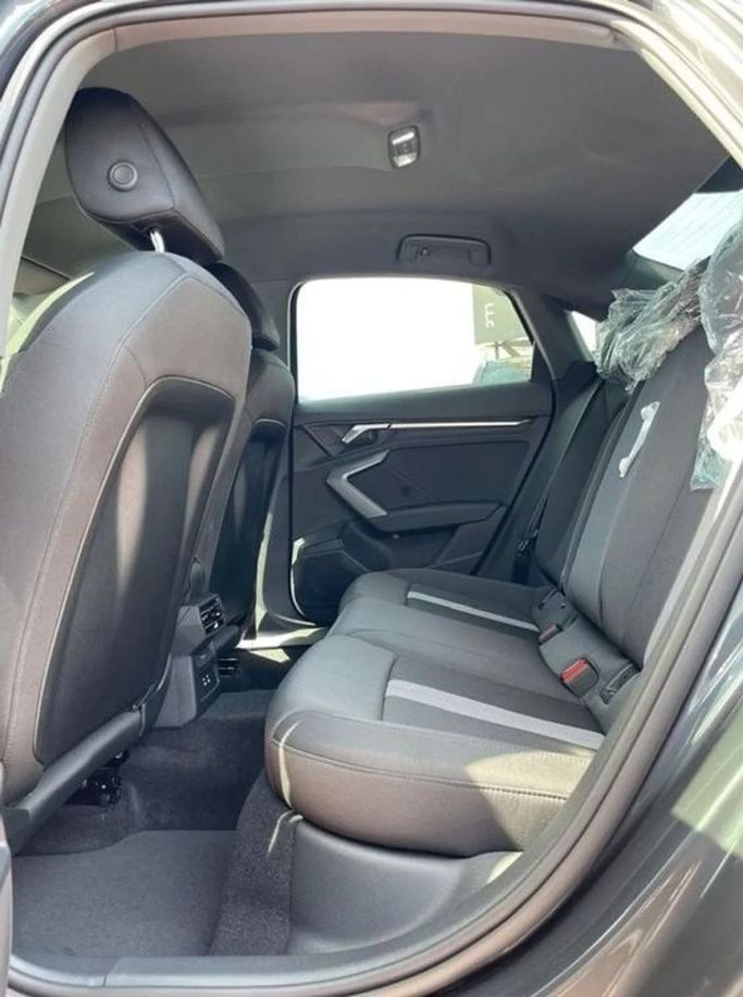 Новый Audi A3 35 TFSI IV (8Y) Рестайлинг, 1.5 л, 2025 в Дубае от Auto Gallery DXB Черный цвет. GCC | AUTO.AE