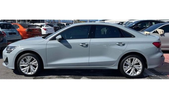 Новый Audi A3 35 TFSI IV (8Y) Рестайлинг, 1.5 л, 2025 в Дубае от Auto Gallery DXB Белый цвет. GCC | AUTO.AE