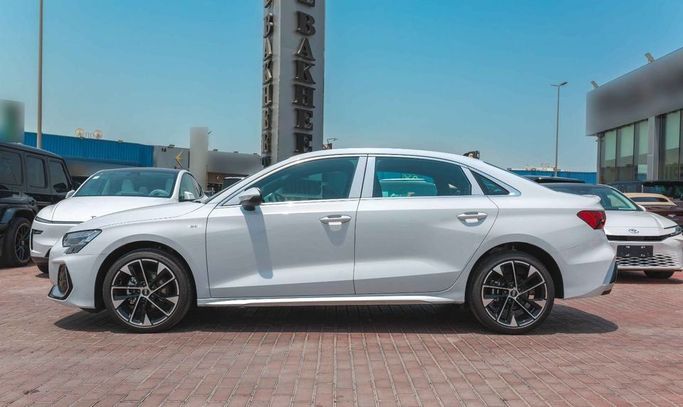 New Audi A3 35 TFSI IV (8Y) Facelift, 1.5 l, 2025 in Dubai by Albakheet Motors, White color. Chinese Specs | AUTO.AE