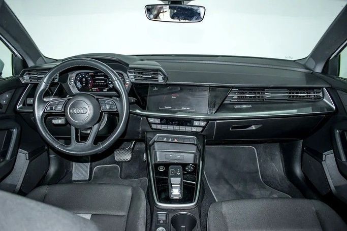 Подержанный Audi A3 35 TFSI IV (8Y), 1.4 л, 2023 в Дубае от AG Motors Белый цвет. GCC | AUTO.AE