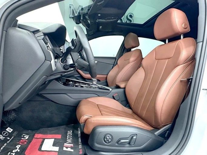 Подержанный Audi A4 40 TFSI V (B9) Рестайлинг, 2.0 л, 2024 в Дубае от F1 Motors Белый цвет. GCC | AUTO.AE