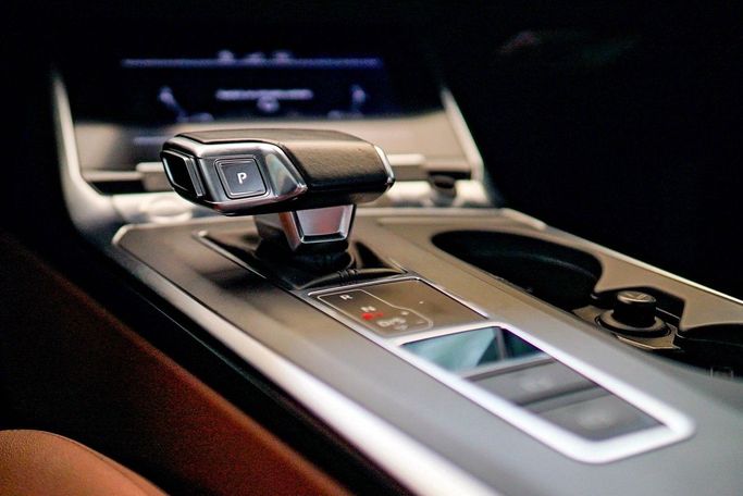 Подержанный Audi A6 45 TFSI V (C8), 2.0 л, 2020 в Дубае от Linda Cars Белый цвет. GCC | AUTO.AE