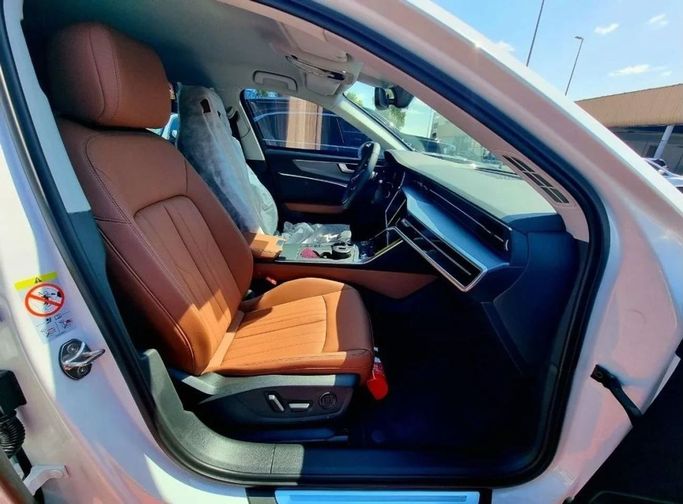 Новый Audi A6 40 TFSI Long V (C8) Рестайлинг, 2.0 л, 2025 в Дубае от Auto Gallery DXB Белый цвет. GCC | AUTO.AE