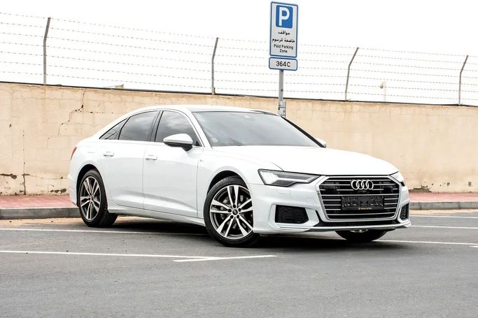 مستعملة Audi A6 45 TFSI عملية فيس ليفت V (C8), 2.0 l, 2023 في في دبي من VERONA MOTORS، اللون أبيض. المواصفات الكورية | AUTO.AE | إعلان #261845