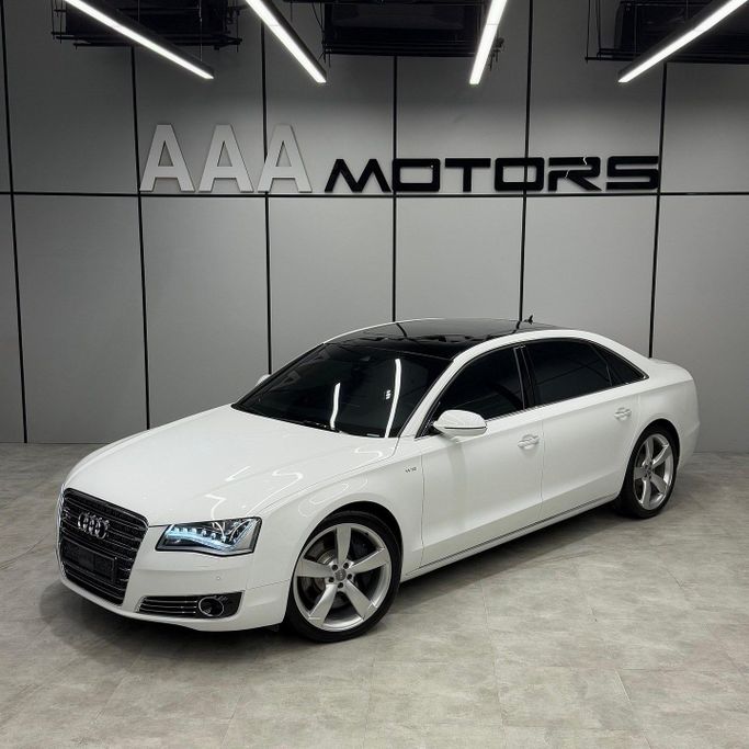 Подержанный Audi A8 Long III (D4), 6.3 л, 2012 в Дубае от AAA Motors Белый цвет. GCC | AUTO.AE