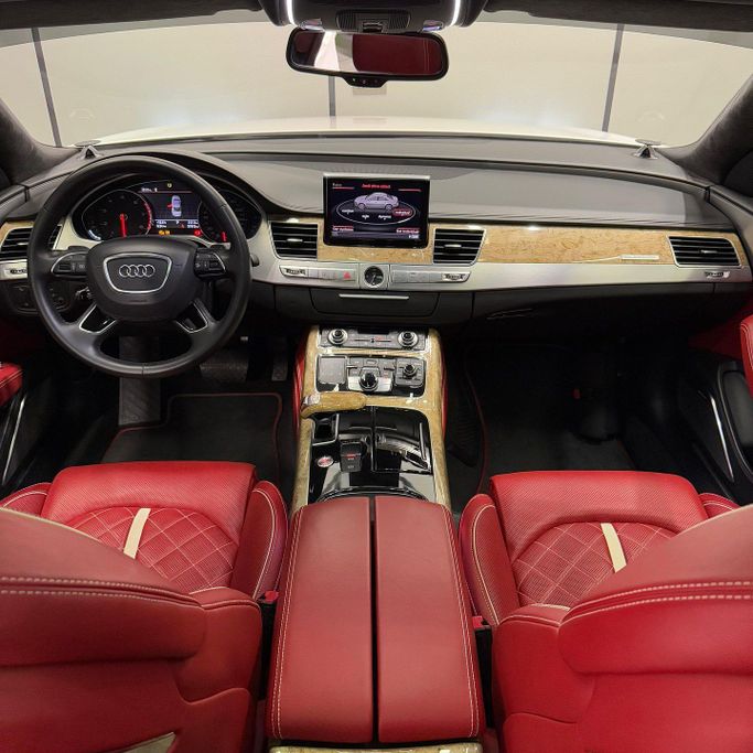 Подержанный Audi A8 Long III (D4), 6.3 л, 2012 в Дубае от AAA Motors Белый цвет. GCC | AUTO.AE