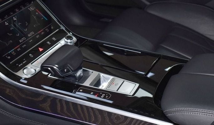 Used Audi A8 Long 55 TFSI IV (D5), 3.0 l, 2019 in Dubai by Quatro Motors, Blue color.  | AUTO.AE