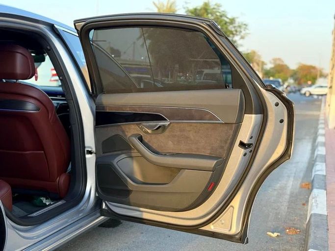 Used Audi A8 55 TFSI IV (D5), 3.0 l, 2018 in Dubai by Space Motors, Silver color. GCC Specs | AUTO.AE
