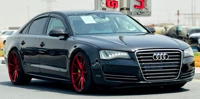 Подержанный Audi A8 III (D4), 4.2 л, 2012 в Дубае от Mirza Automobile FZE Черный цвет. Японская | AUTO.AE