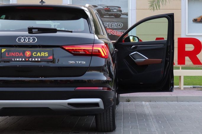 Used Audi Q3 35 TFSI II (F3), 1.4 l, 2020 in Dubai by Linda Cars, Black color. GCC Specs | AUTO.AE