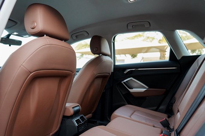 Used Audi Q3 35 TFSI II (F3), 1.4 l, 2020 in Dubai by Linda Cars, Black color. GCC Specs | AUTO.AE