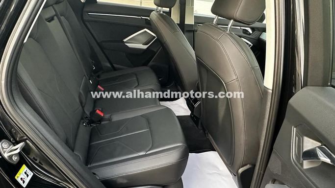 Подержанный Audi Q3 35 TFSI II (F3), 1.4 л, 2020 в Дубае от Alhamd Motors Черный цвет. Other | AUTO.AE