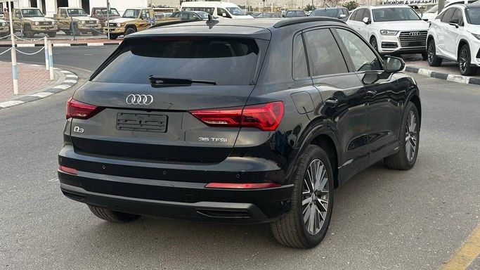 Подержанный Audi Q3 35 TFSI II (F3), 1.5 л, 2020 в Дубае от Alhamd Motors Черный цвет. Other | AUTO.AE