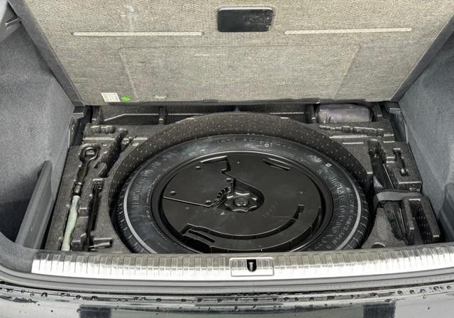 Used Audi Q3 35 TFSI II (F3), 1.4 l, 2020 in Dubai by Alhamd Motors, Black color. Other | AUTO.AE